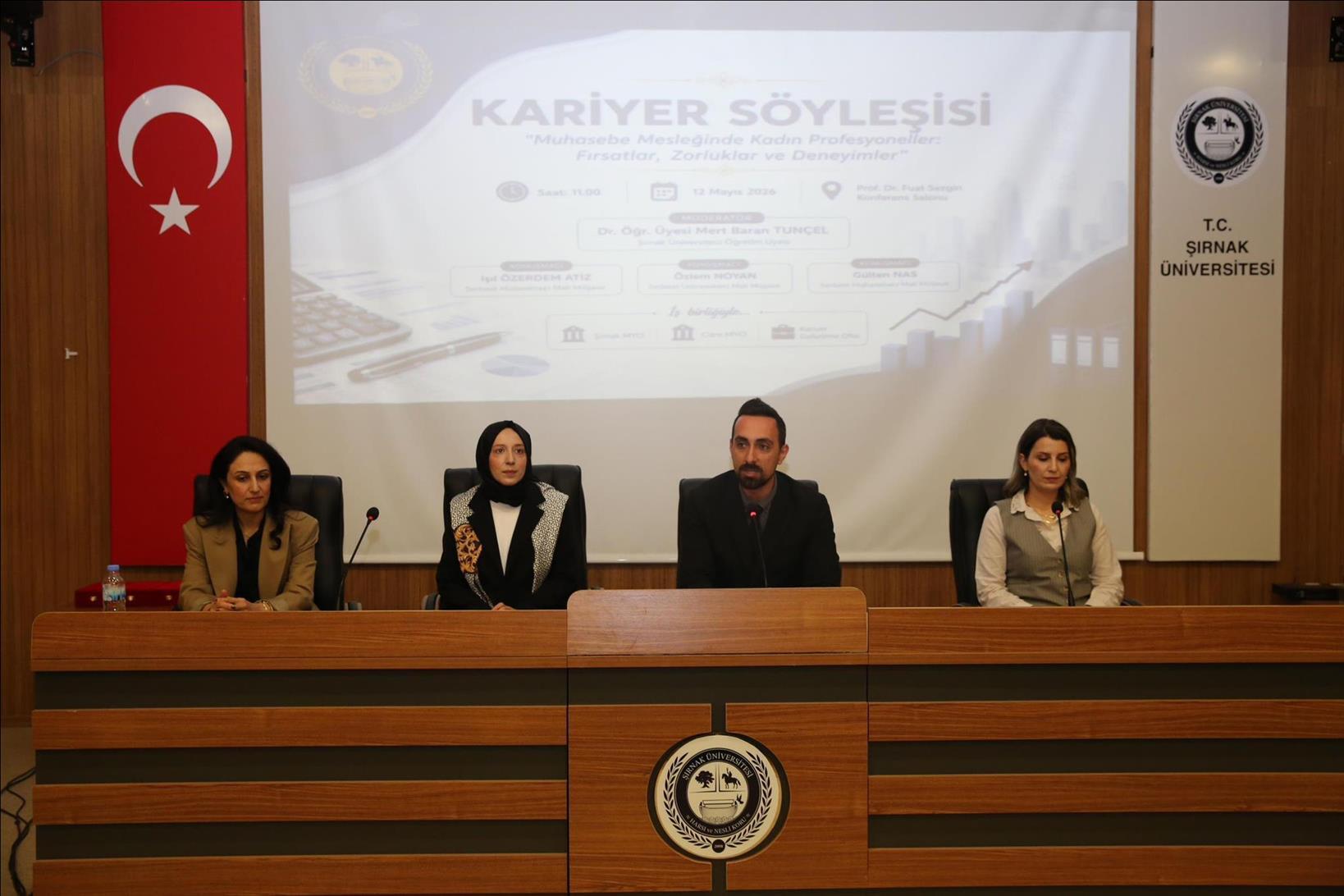 -muhasebe-mesleginde-kadin-profesyoneller-baslikli-etkinlik-yogun-katilim-ve-buyuk-ilgiyle-gercekl
